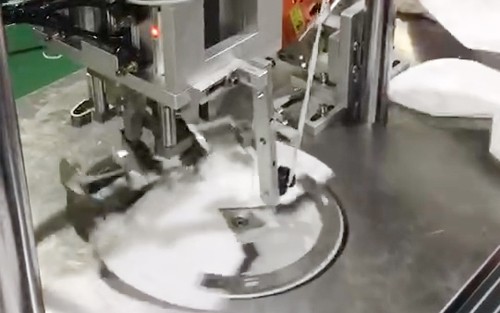 口罩點(diǎn)焊機(jī)的超聲波是什么呢？